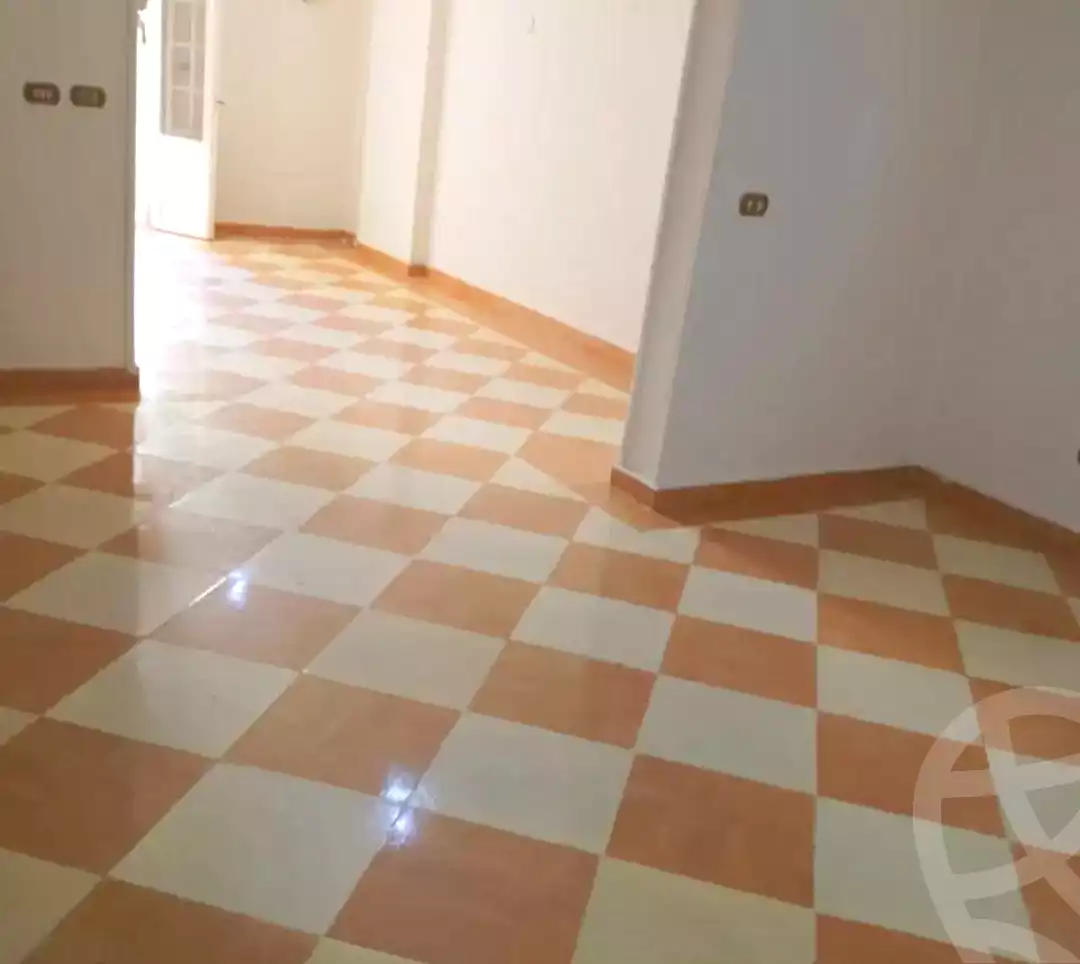 https://aqarmap.com.eg/ar/listing/7075345-for-sale-alexandria-sydy-bshr-sydy-bshr-bhry-ali-hipa-st