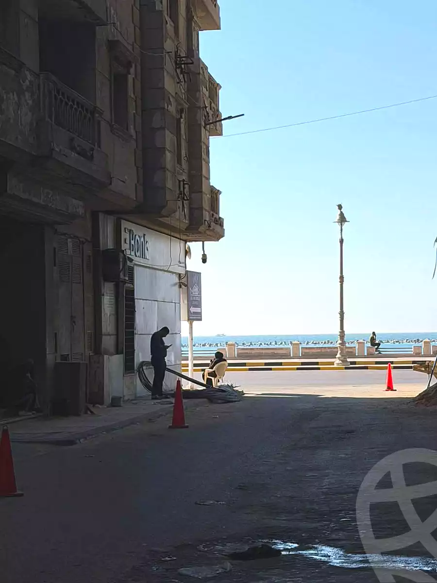 https://aqarmap.com.eg/ar/listing/7075426-for-sale-alexandria-sydy-bshr-sydy-bshr-bhry-shr-khld-bn-lwlyd