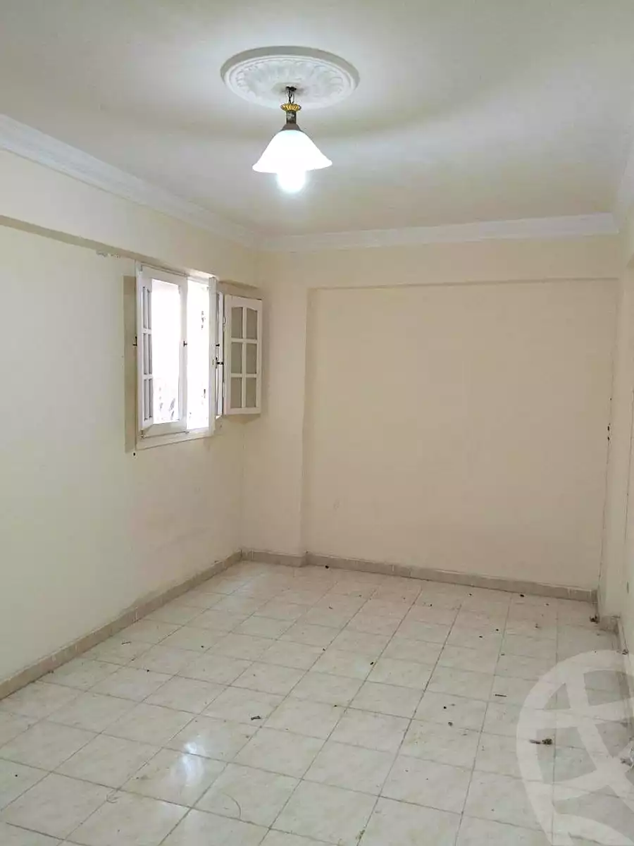 https://aqarmap.com.eg/en/listing/7075573-for-sale-alexandria-al-agamy-el-hanouvel-el-warsha-st