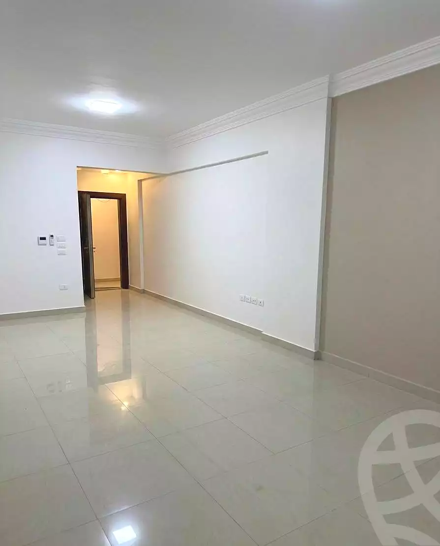 https://aqarmap.com.eg/ar/listing/7075822-for-sale-cairo-new-cairo-el-ahyaa-fourth-neighborhood-ahmed-oraby-haroun-al-rasheeed-18-st