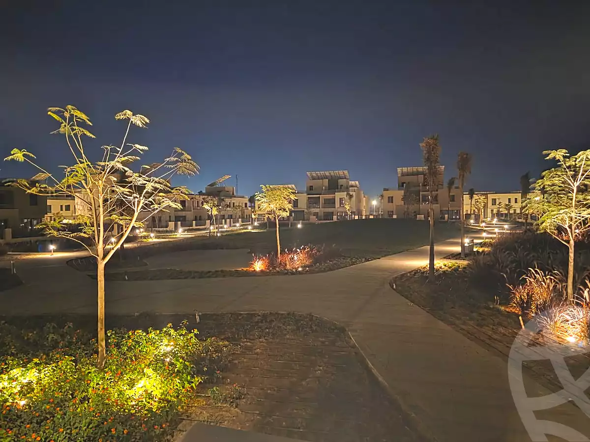 https://aqarmap.com.eg/en/listing/7076016-for-sale-cairo-el-sheikh-zayed-city-compounds-beverly-hills