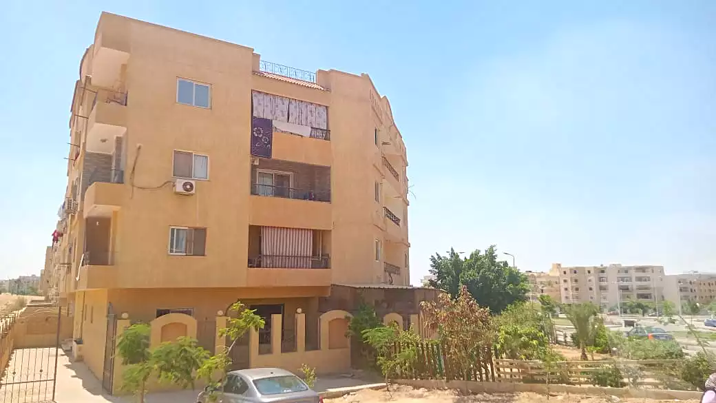 https://aqarmap.com.eg/en/listing/7076165-for-sale-cairo-el-shorouk-lmntq-lthlth-neighbourhood-1
