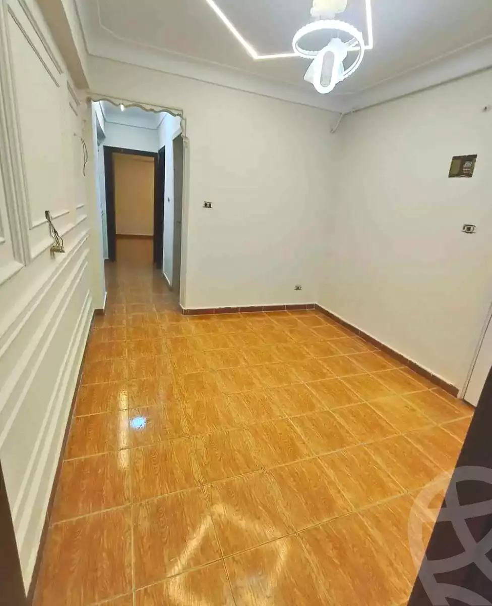 https://aqarmap.com.eg/ar/listing/7076300-for-sale-alexandria-lsywf-el-falki