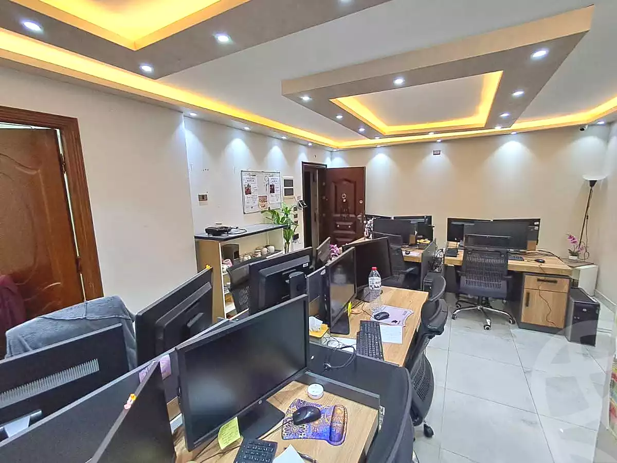 https://aqarmap.com.eg/en/listing/7076395-for-sale-alexandria-moharram-bey-grin-st