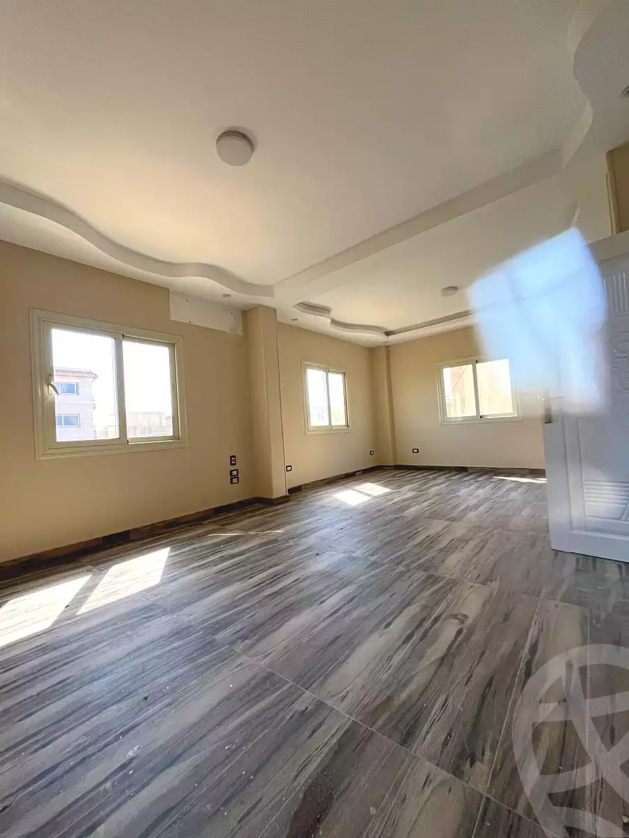 https://aqarmap.com.eg/ar/listing/7074188-for-sale-cairo-al-oubour-el-hay-el-sades-imam-malik-st