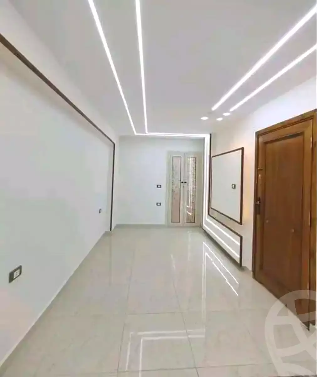 https://aqarmap.com.eg/ar/listing/7076417-for-sale-alexandria-lsywf-el-falki