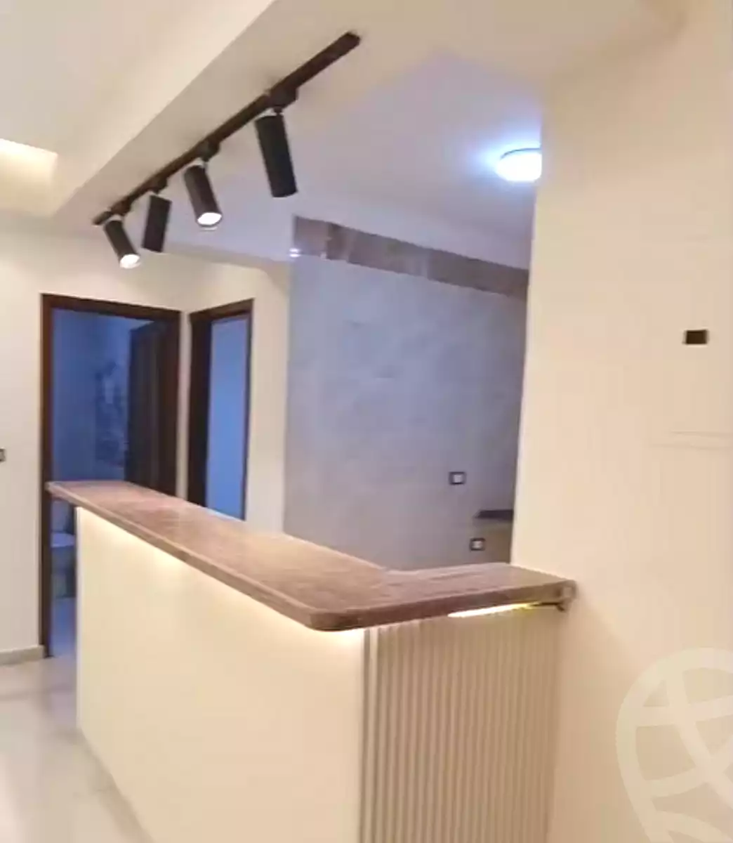 https://aqarmap.com.eg/ar/listing/7076533-for-sale-cairo-helwan-hadayek-helwan-el-eshrein-st
