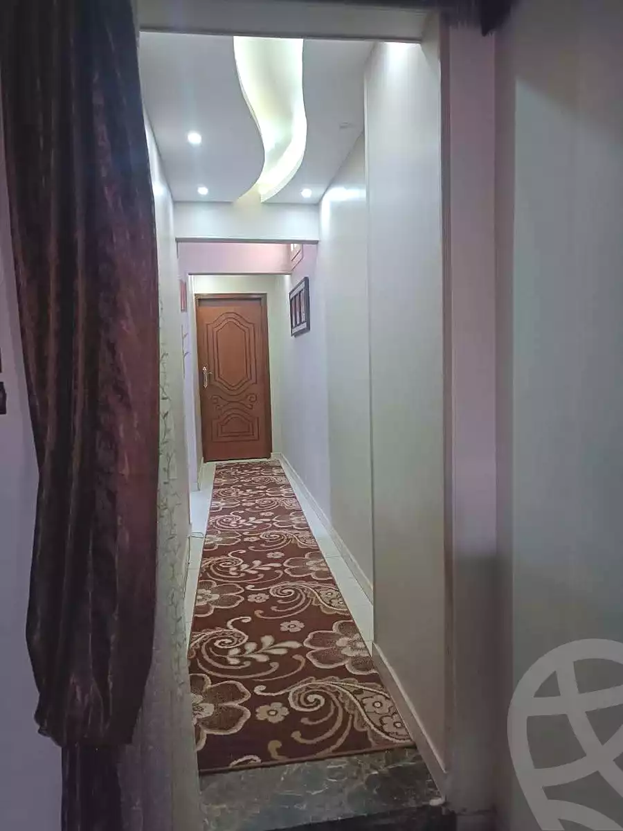 https://aqarmap.com.eg/ar/listing/7076573-for-sale-cairo-helwan-helwan-el-sharkeya-zaki-hawas-st