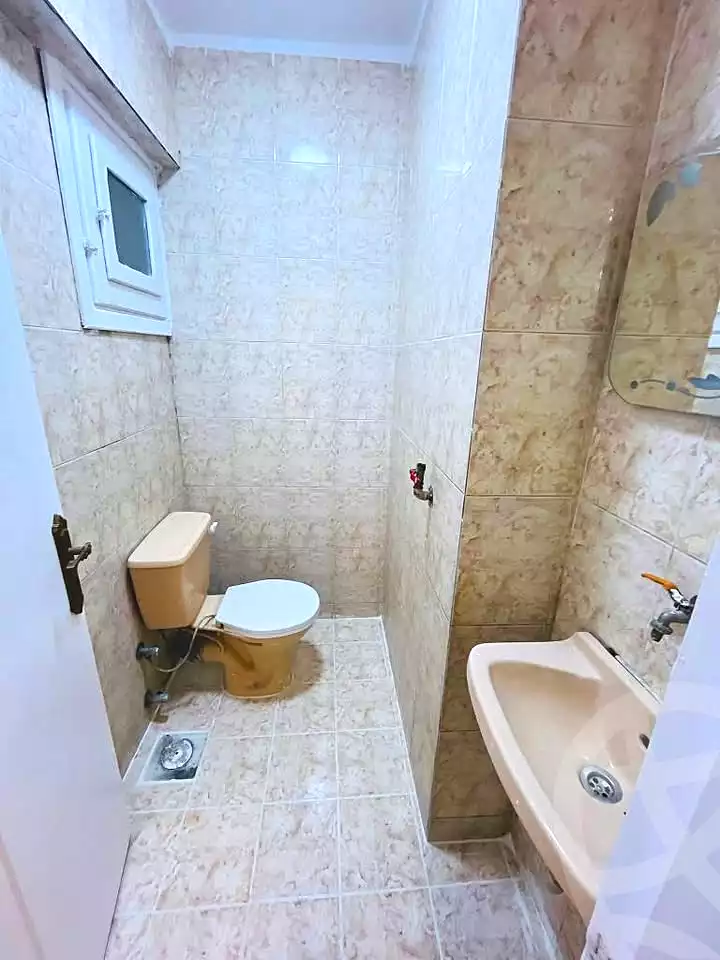 https://aqarmap.com.eg/ar/listing/7077047-for-sale-alexandria-al-agamy-shataa-el-nakheel