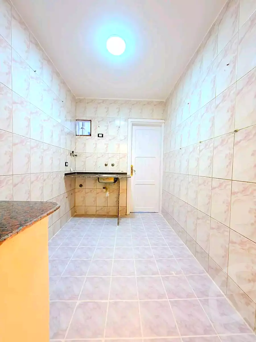 https://aqarmap.com.eg/ar/listing/7077084-for-sale-alexandria-al-agamy-shataa-el-nakheel