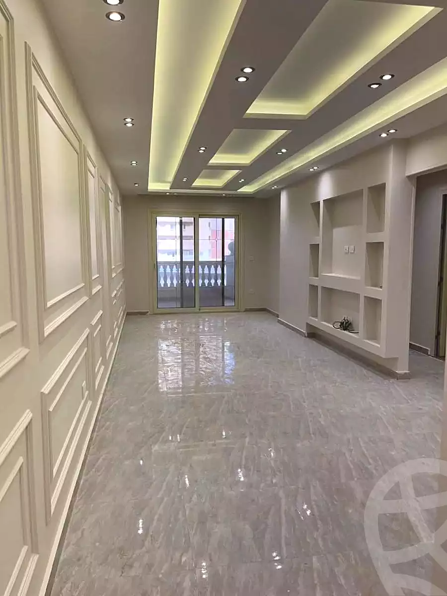 https://aqarmap.com.eg/ar/listing/7077242-for-sale-alexandria-new-miami-compounds-new-miami