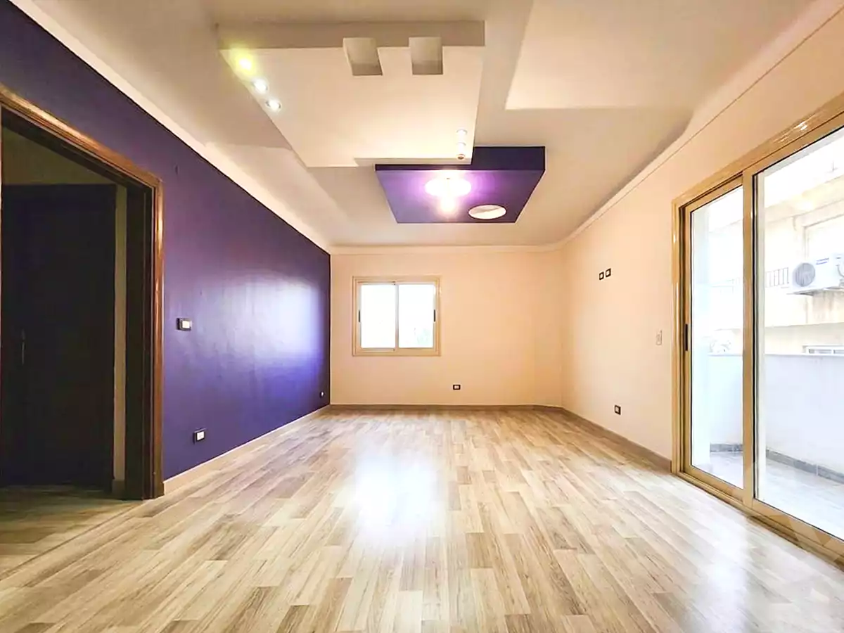 https://aqarmap.com.eg/en/listing/7077366-for-sale-alexandria-lauran-shaarawy-st