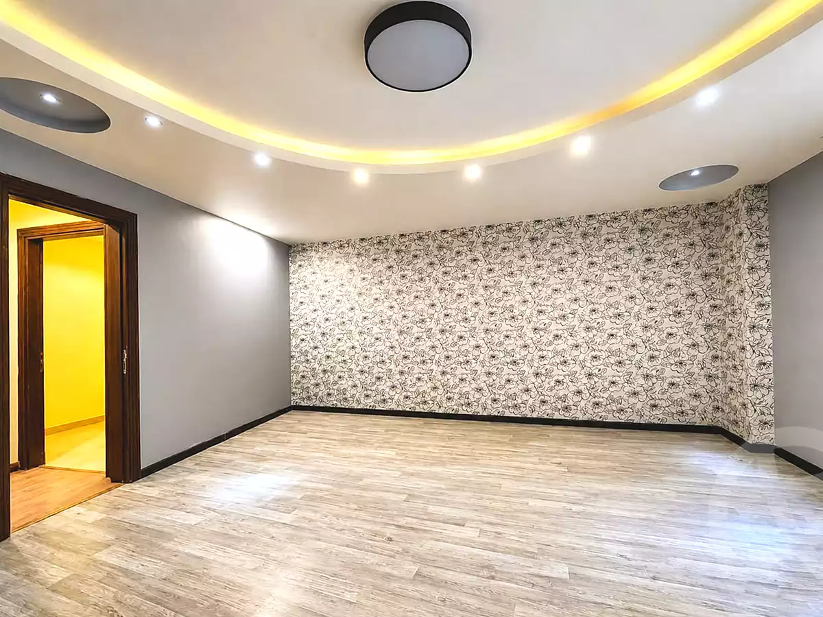 https://aqarmap.com.eg/en/listing/7077366-for-sale-alexandria-lauran-shaarawy-st