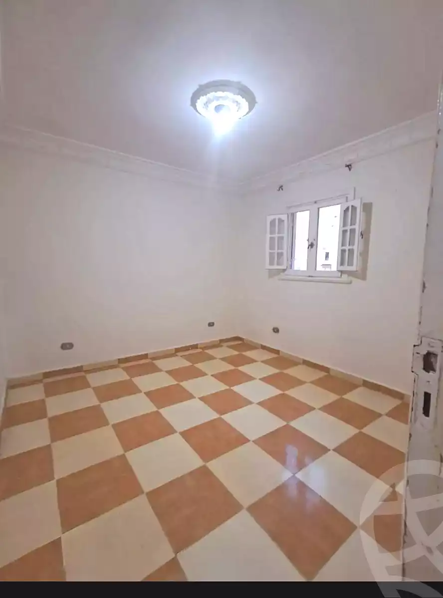 https://aqarmap.com.eg/ar/listing/7077423-for-sale-alexandria-sydy-bshr-sydy-bshr-bhry-ali-hipa-st