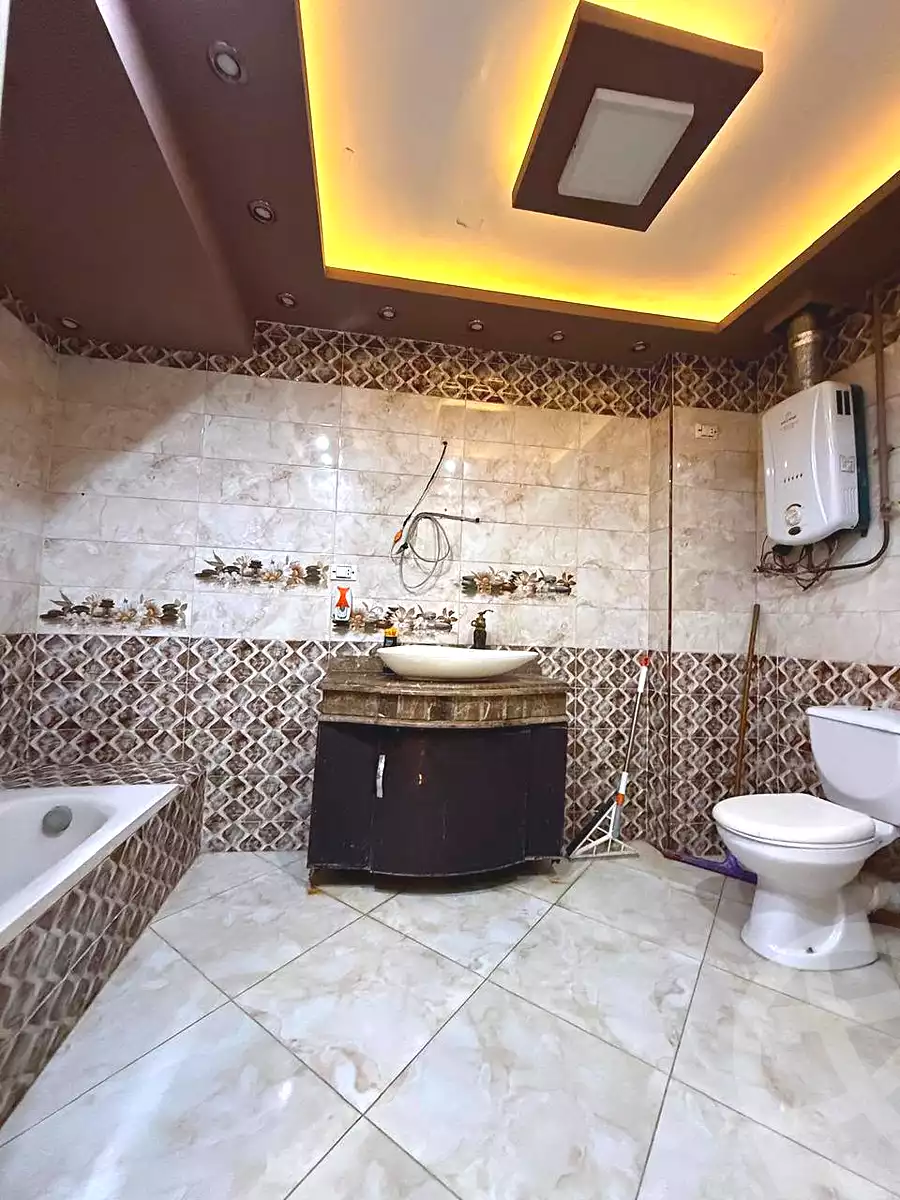 https://aqarmap.com.eg/en/listing/7077463-for-sale-cairo-nozha-2-gesr-el-suez-st