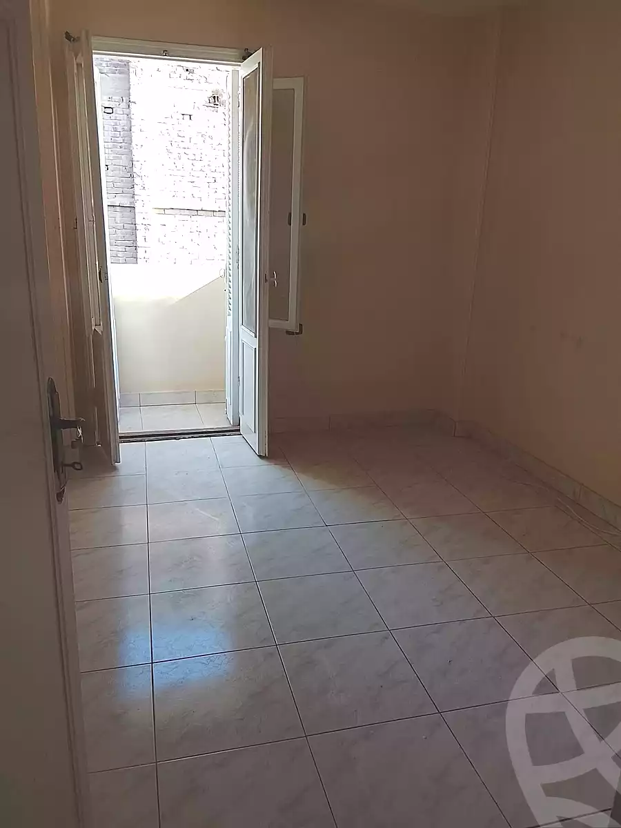 https://aqarmap.com.eg/ar/listing/7077768-for-rent-cairo-shoubra-ltr-lbwlqy