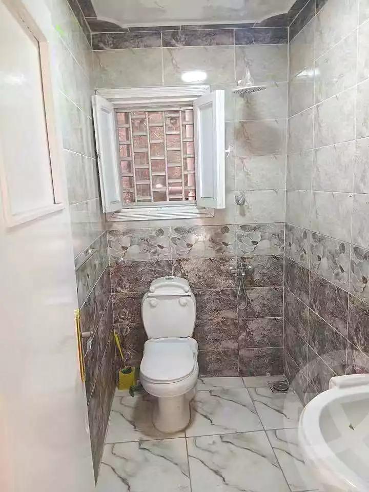 https://aqarmap.com.eg/en/listing/7075464-for-sale-alexandria-al-agamy-lbytsh-al-andalous-wa-al-hgaz-st