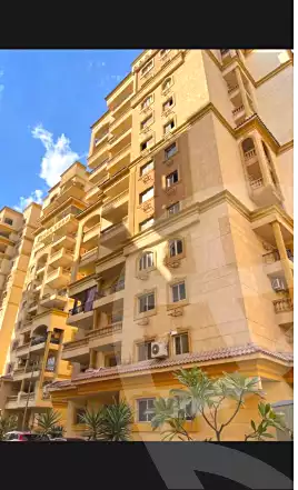 https://aqarmap.com.eg/ar/listing/7078162-for-sale-cairo-al-oubour-tryq-msr-sm-yly-lshrwy-moon-city