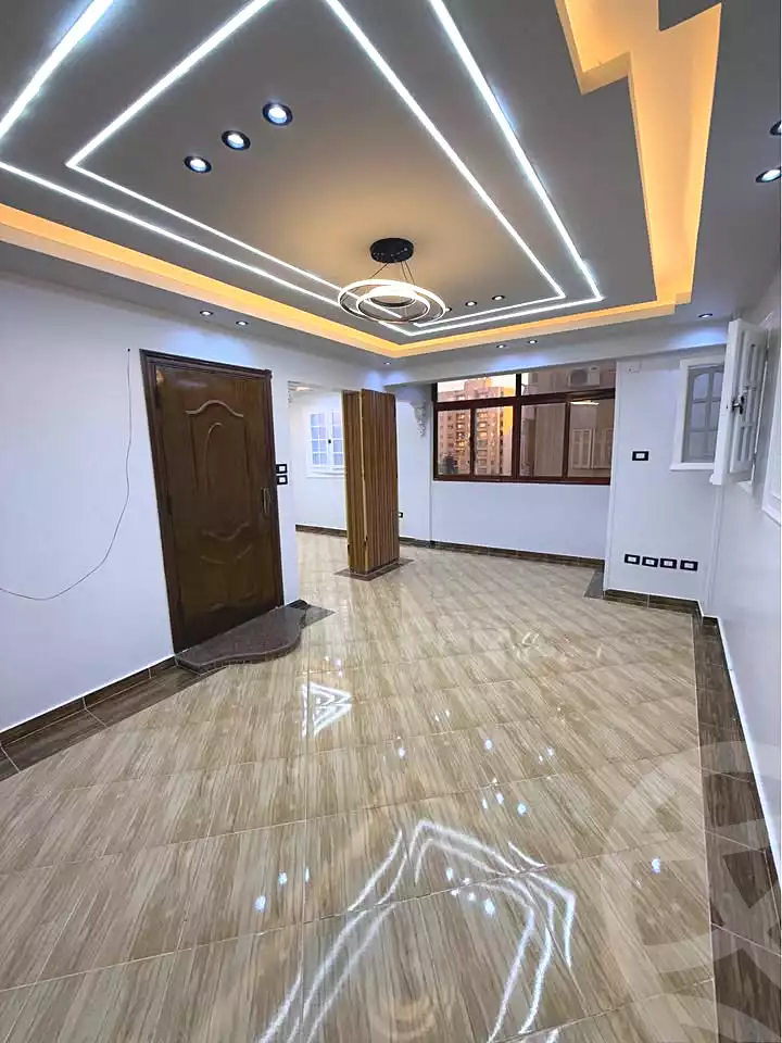 https://aqarmap.com.eg/ar/listing/7078492-for-sale-alexandria-el-asafra-l-sfr-bhry