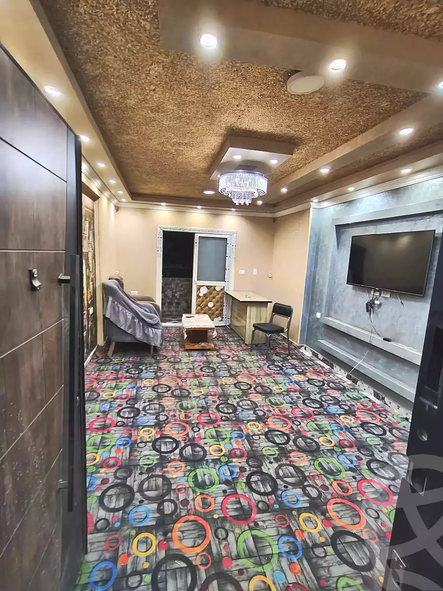 https://aqarmap.com.eg/ar/listing/7078686-for-sale-cairo-helwan-hadayek-helwan-nile-corniche-st