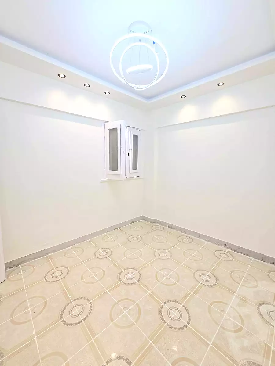 https://aqarmap.com.eg/en/listing/7079031-for-sale-alexandria-al-agamy-el-kilo-21