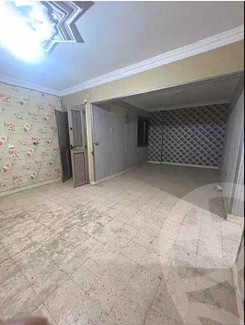 https://aqarmap.com.eg/ar/listing/7079036-for-sale-cairo-helwan-mahmoud-khater-st