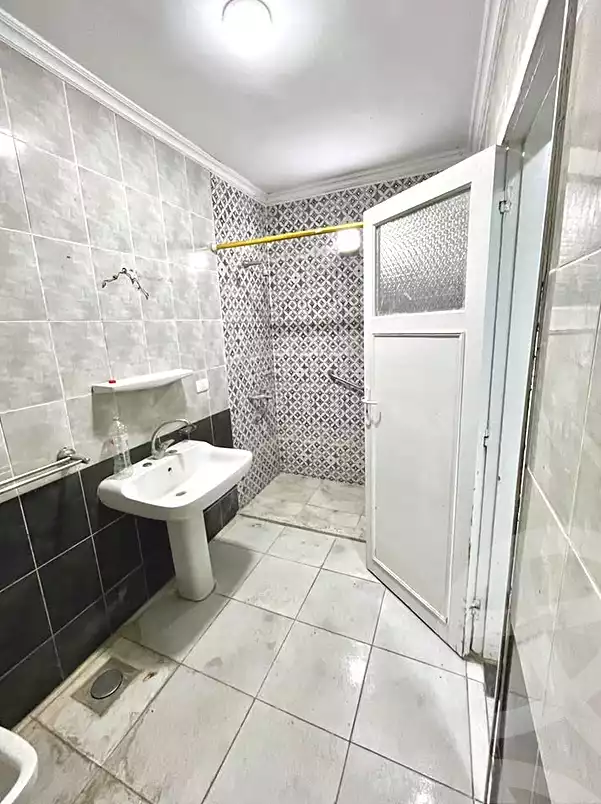 https://aqarmap.com.eg/en/listing/7079149-for-sale-alexandria-el-asafra-l-sfr-bhry