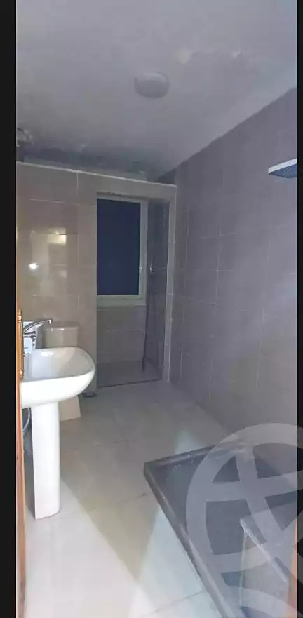 https://aqarmap.com.eg/en/listing/7079182-for-sale-cairo-helwan-hadayek-helwan-el-eshrein-st