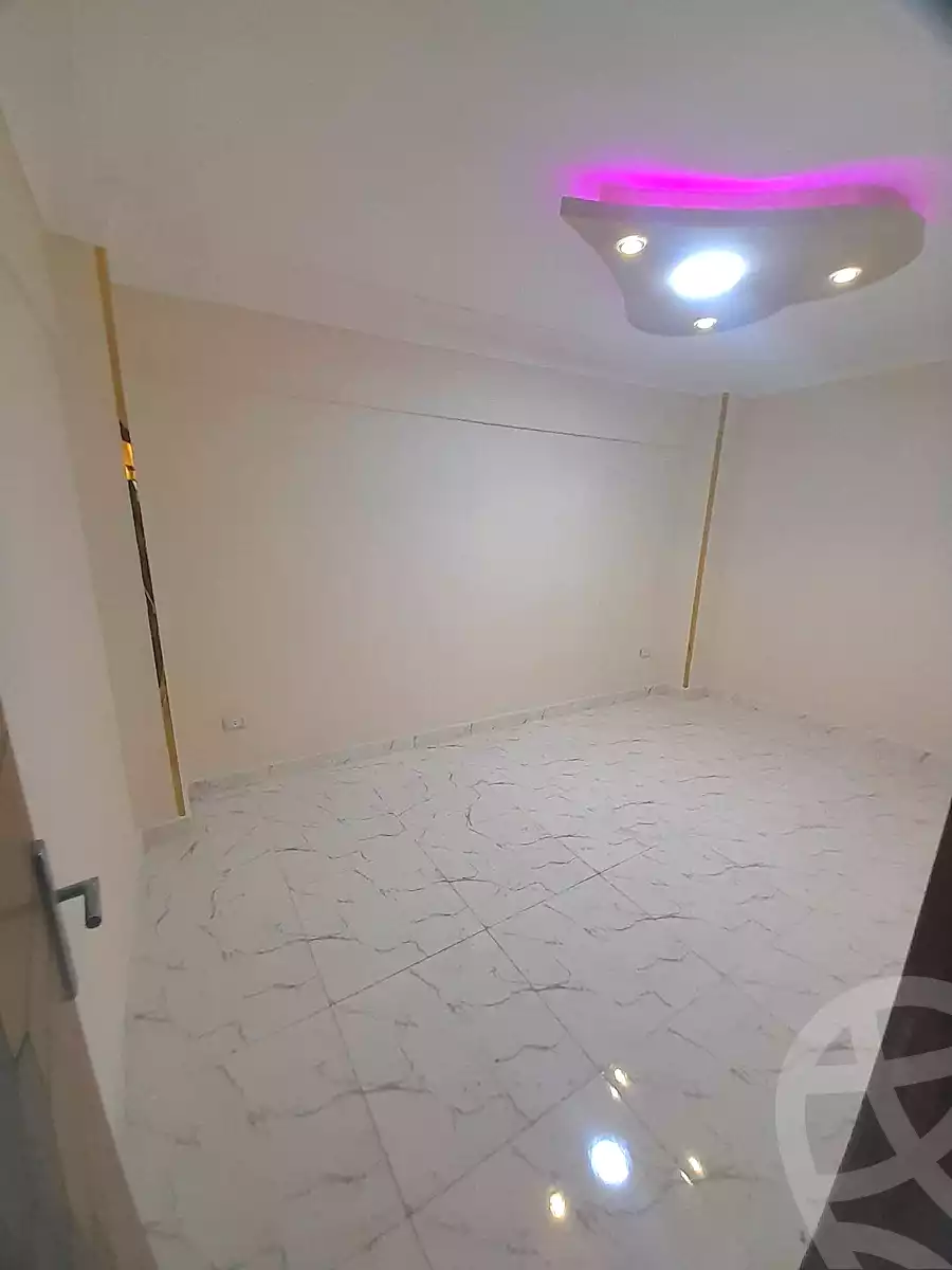https://aqarmap.com.eg/ar/listing/7079428-for-sale-alexandria-el-asafra-l-sfr-bhry
