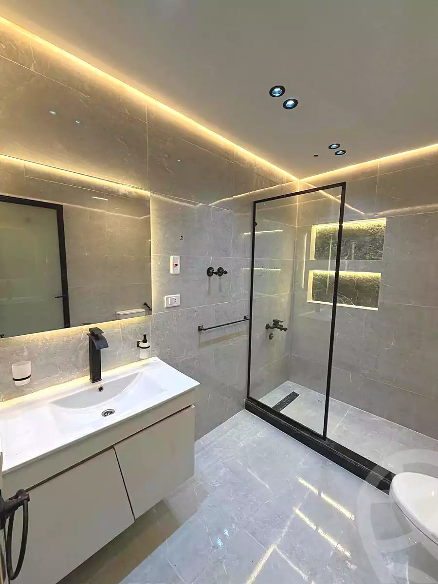 https://aqarmap.com.eg/ar/listing/7079555-for-sale-alexandria-al-agamy-lbytsh-shahr-al-assal-st