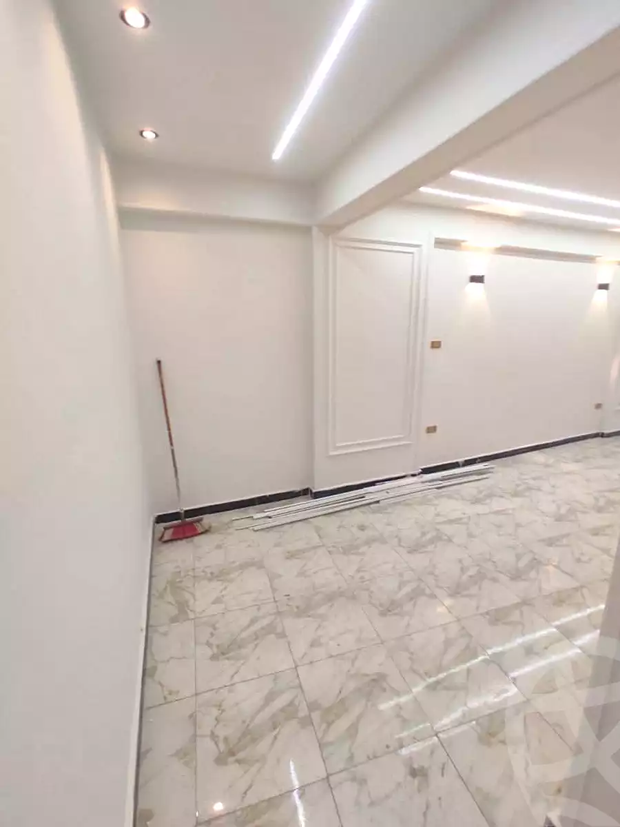 https://aqarmap.com.eg/ar/listing/7079590-for-sale-alexandria-al-agamy-lbytsh-el-neyaba-st