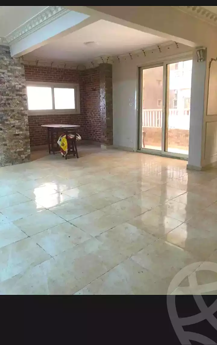 https://aqarmap.com.eg/ar/listing/7079606-for-sale-alexandria-sydy-bshr-sydy-bshr-bhry-shr-khld-bn-lwlyd