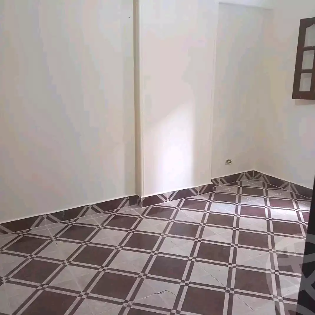 https://aqarmap.com.eg/ar/listing/7079686-for-sale-alexandria-lsywf-el-falki