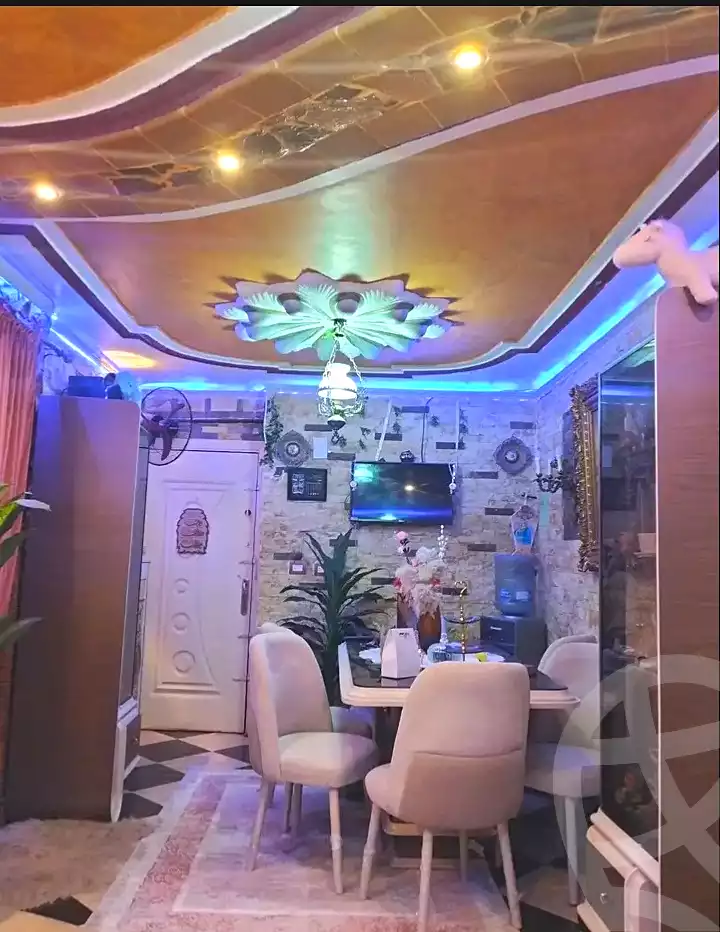https://aqarmap.com.eg/en/listing/7079777-for-sale-alexandria-al-agamy-el-hanouvel-radwan-st