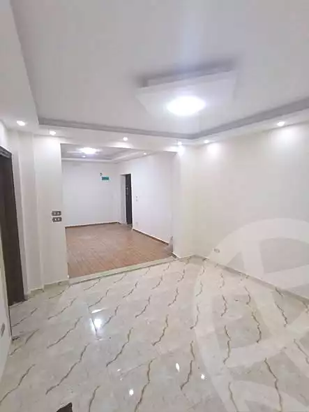 https://aqarmap.com.eg/ar/listing/7079974-for-sale-alexandria-el-asafra-shr-45