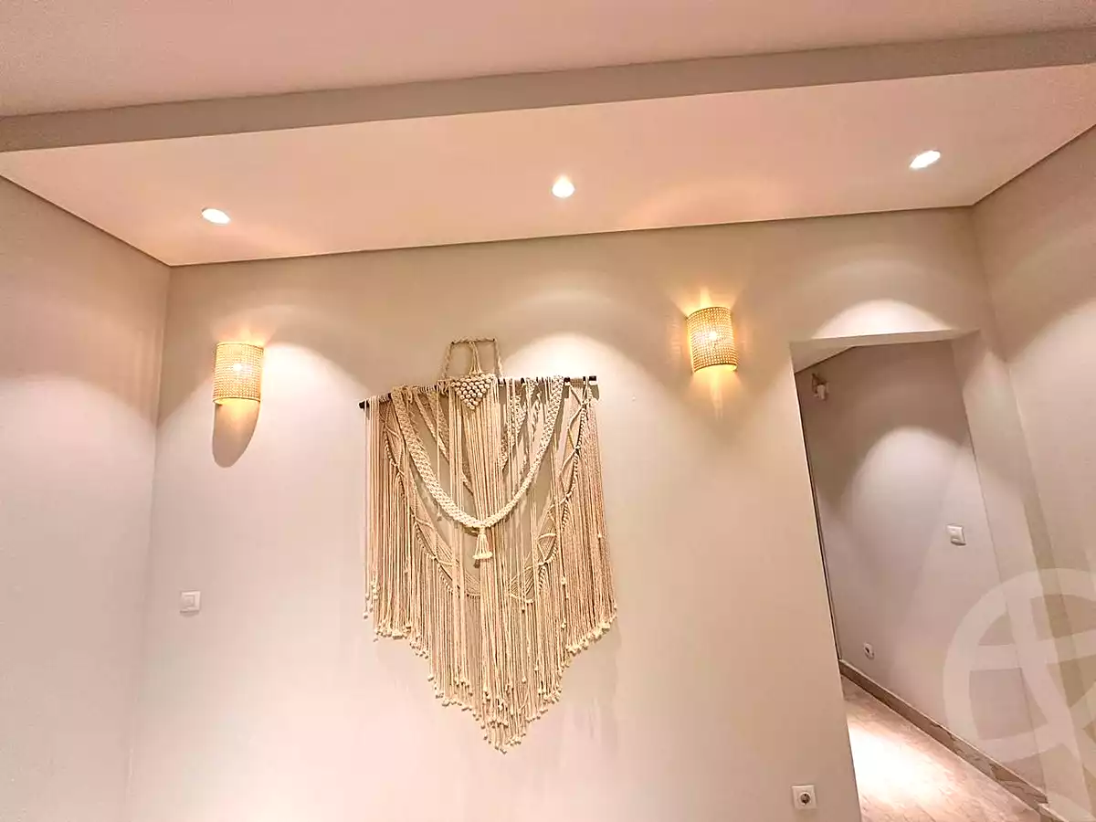 https://aqarmap.com.eg/ar/listing/7080151-for-rent-cairo-new-cairo-compounds-mivida-mivida-business-park-emaar