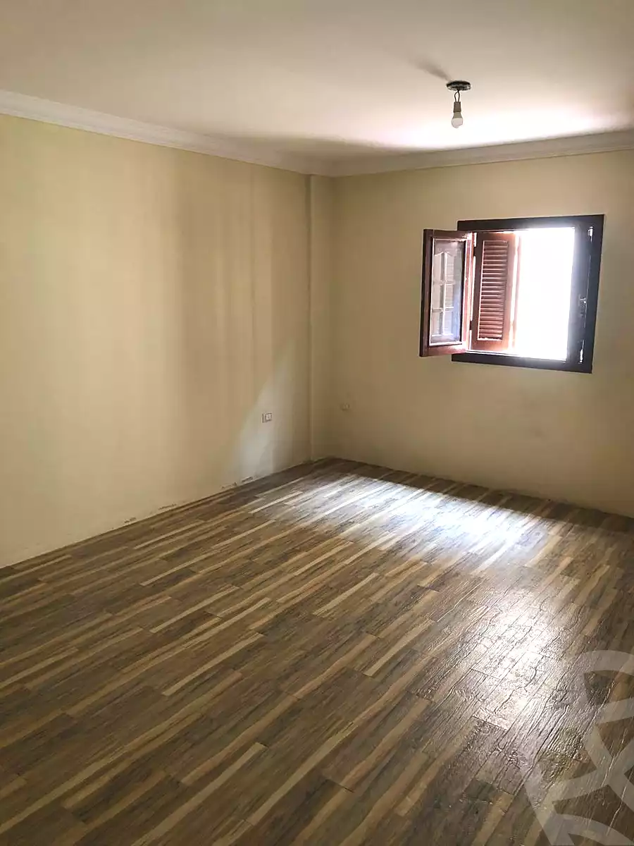 https://aqarmap.com.eg/ar/listing/7080299-for-sale-cairo-new-cairo-south-investors-al-gezira-st