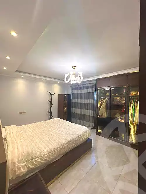 https://aqarmap.com.eg/ar/listing/7080464-for-sale-cairo-new-cairo-compounds-mwrd-fq-llttwyr
