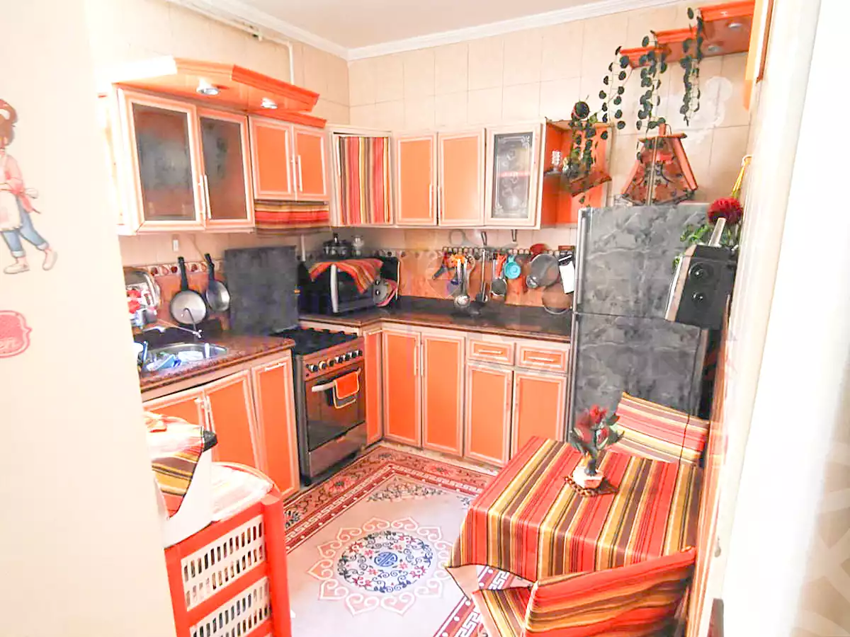 https://aqarmap.com.eg/ar/listing/7080474-for-sale-alexandria-ibrahimia-omar-zafan-st