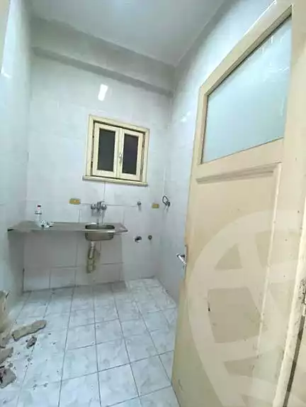 https://aqarmap.com.eg/ar/listing/7080521-for-sale-alexandria-sydy-bshr-sydy-bshr-bhry-khalil-hamada-st