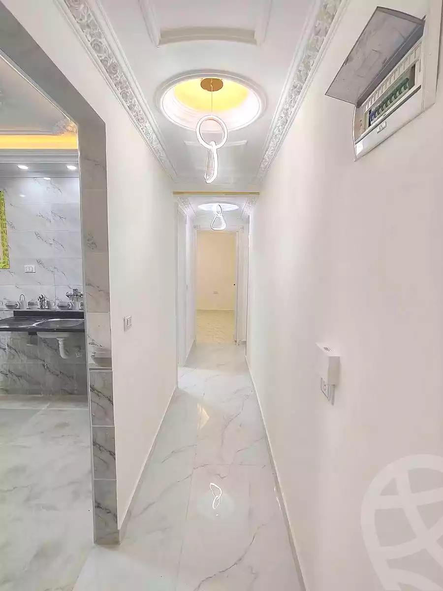 https://aqarmap.com.eg/ar/listing/7080693-for-sale-alexandria-sydy-bshr-sydy-bshr-bhry-khalil-hamada-st
