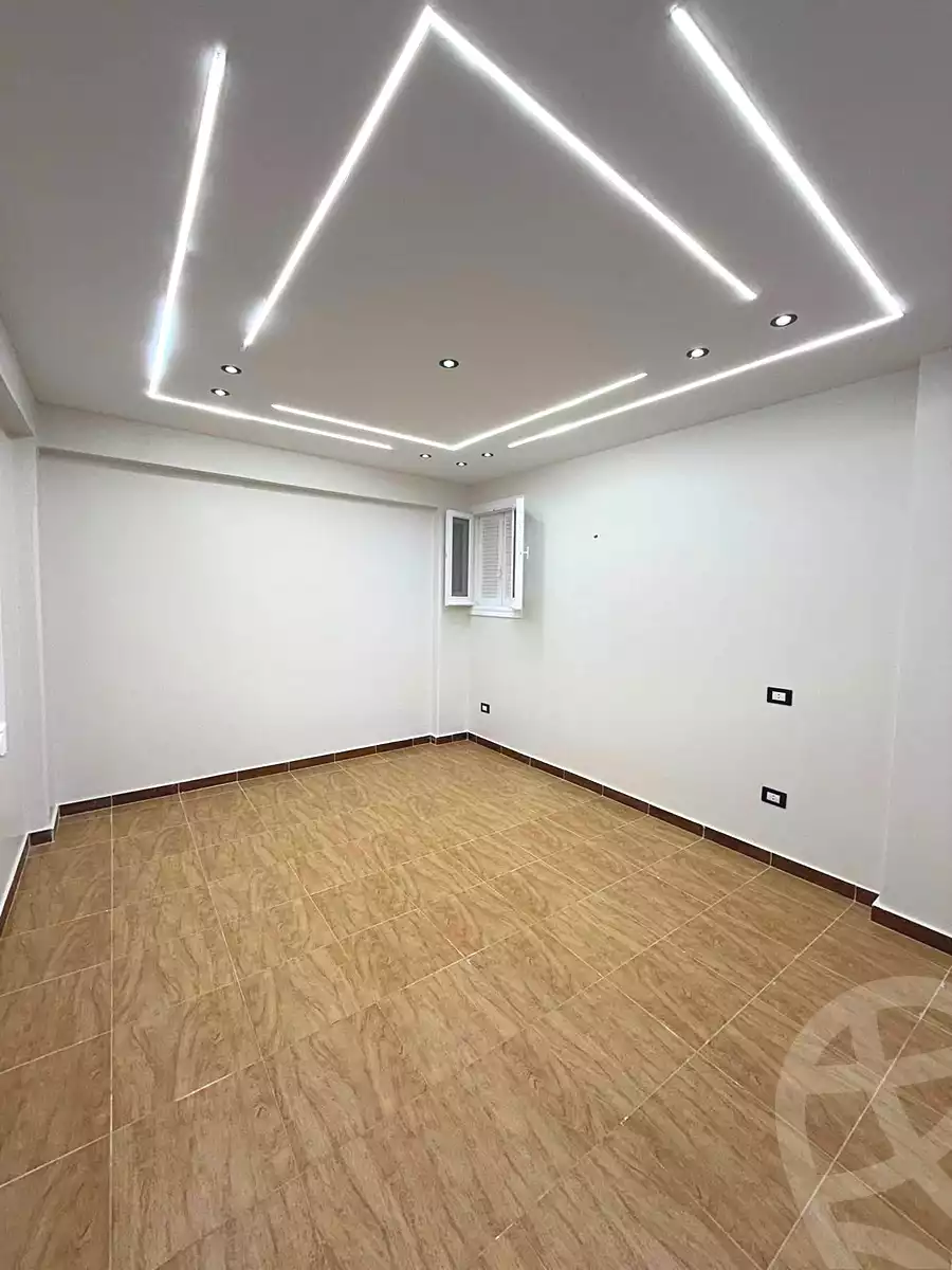 https://aqarmap.com.eg/ar/listing/7080750-for-sale-alexandria-el-asafra-l-sfr-bhry