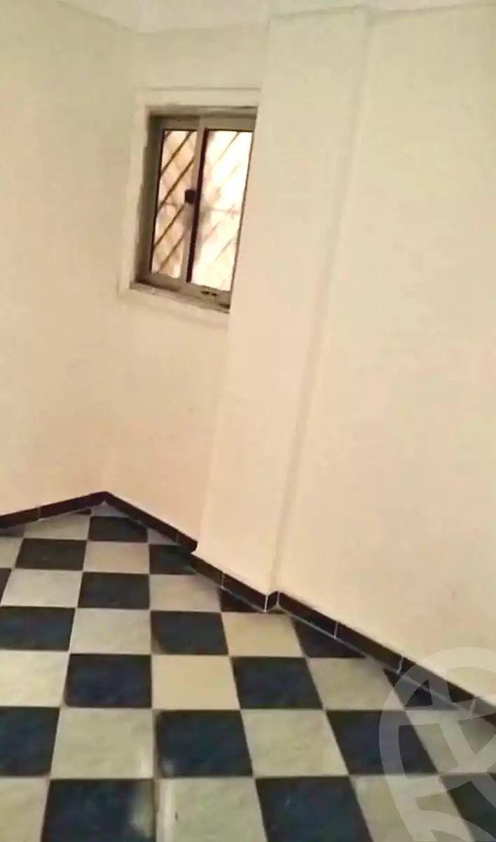 https://aqarmap.com.eg/ar/listing/7081226-for-sale-alexandria-al-agamy-el-hanouvel