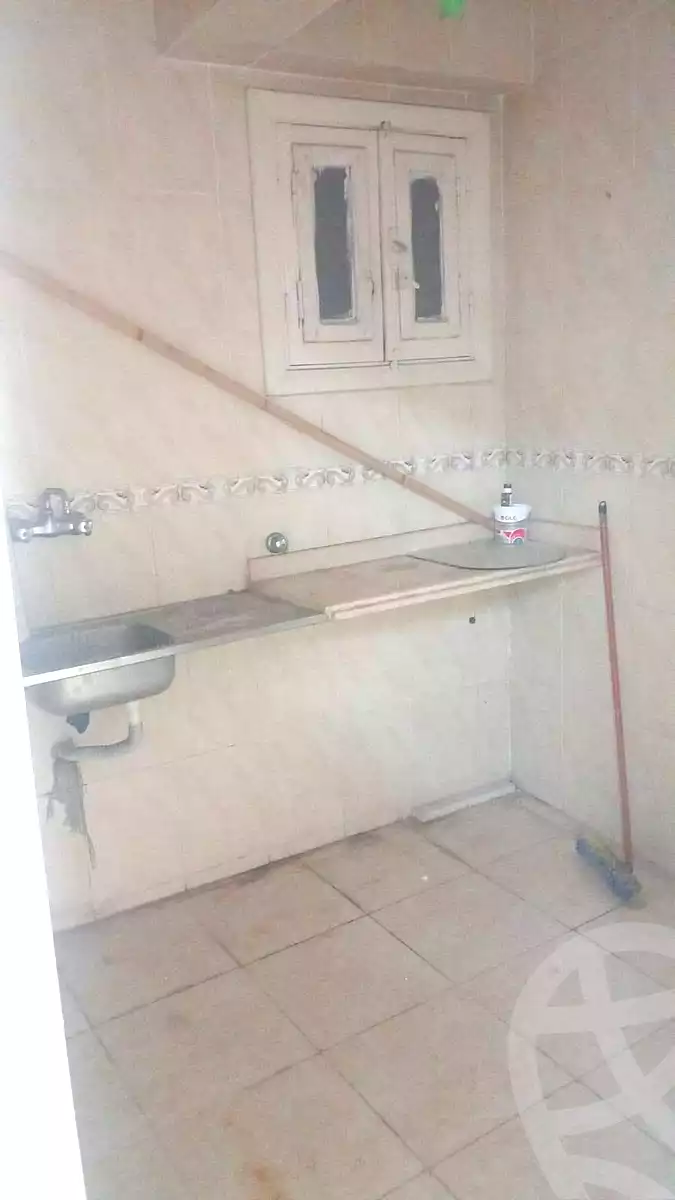 https://aqarmap.com.eg/ar/listing/7081429-for-rent-alexandria-sydy-bshr-sydy-bshr-bhry-shr-mhmwd-l-yswy
