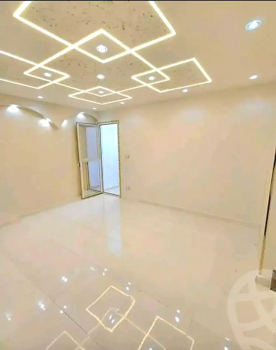 https://aqarmap.com.eg/ar/listing/7081481-for-sale-alexandria-miami-el-sebaey-st