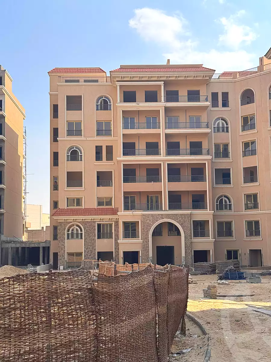 https://aqarmap.com.eg/ar/listing/7082392-for-sale-cairo-new-cairo-compounds-ninety-avenue