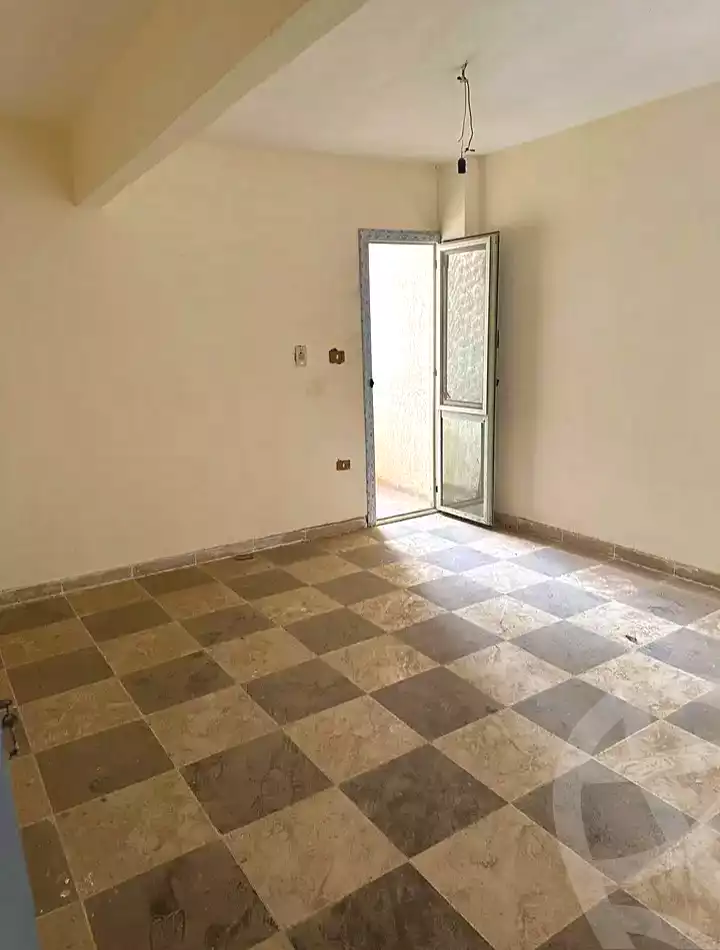 https://aqarmap.com.eg/ar/listing/7082591-for-sale-alexandria-al-agamy-el-hanouvel