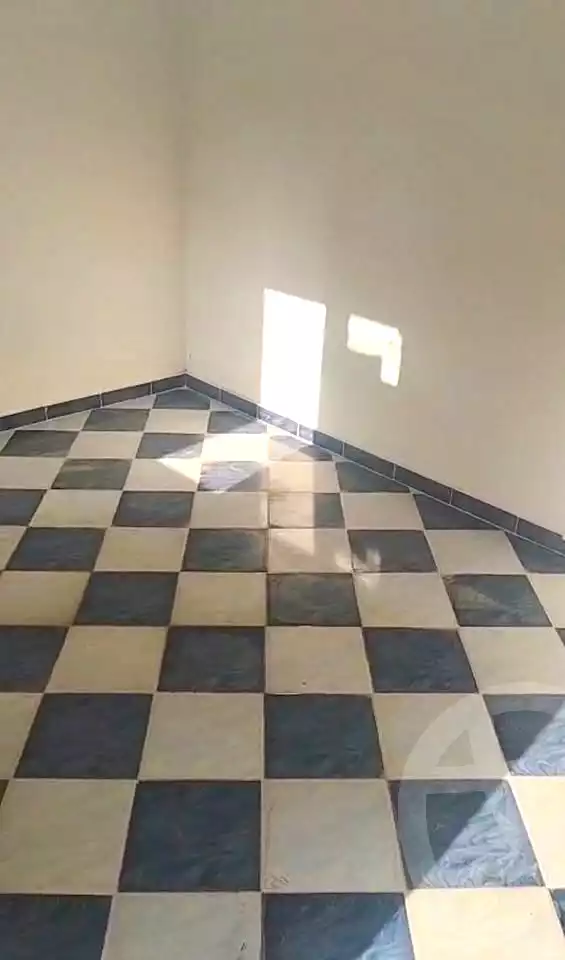 https://aqarmap.com.eg/ar/listing/7082627-for-sale-alexandria-al-agamy-el-hanouvel