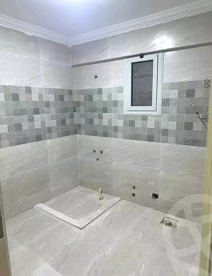 https://aqarmap.com.eg/ar/listing/7082622-for-sale-alexandria-al-agamy-el-hanouvel-radwan-st