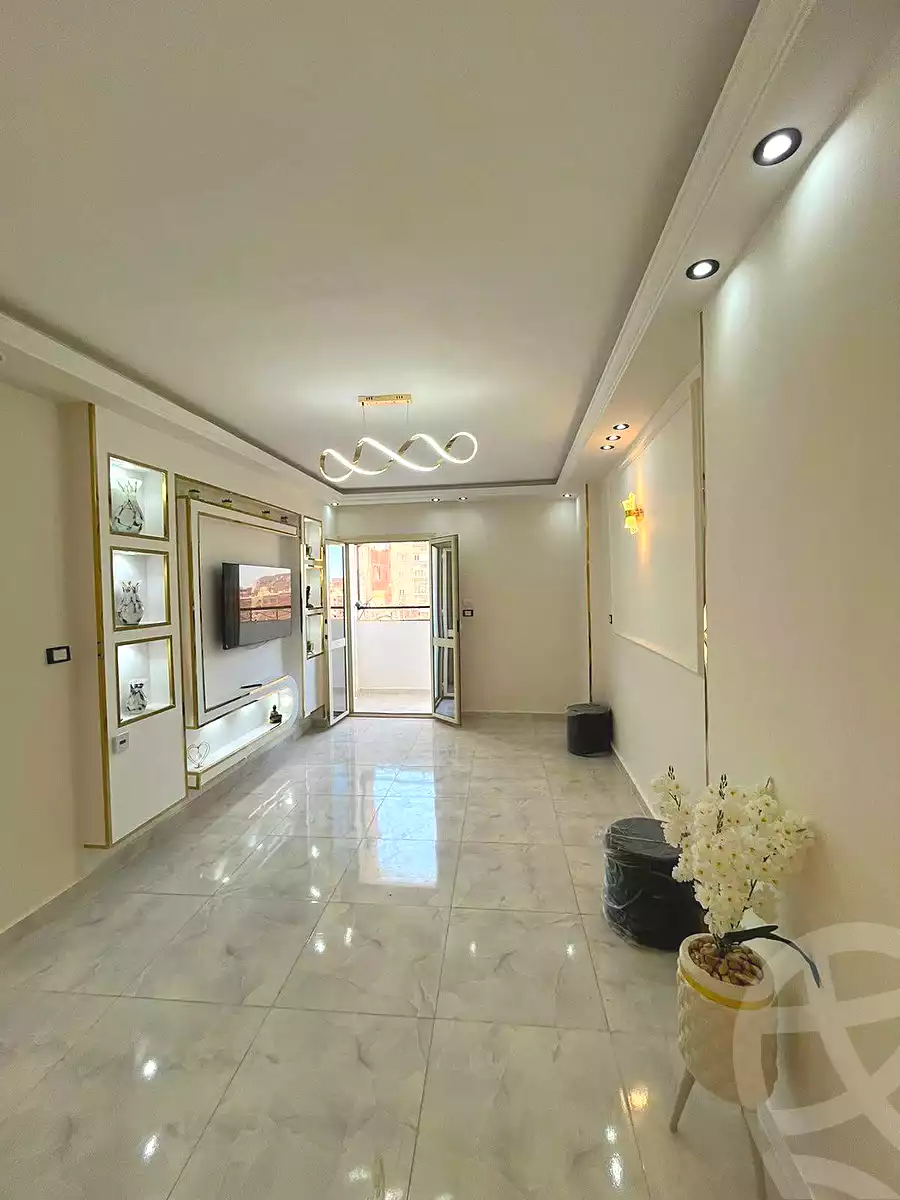 https://aqarmap.com.eg/en/listing/7082741-for-sale-cairo-ain-shams-ahmed-esmat-st